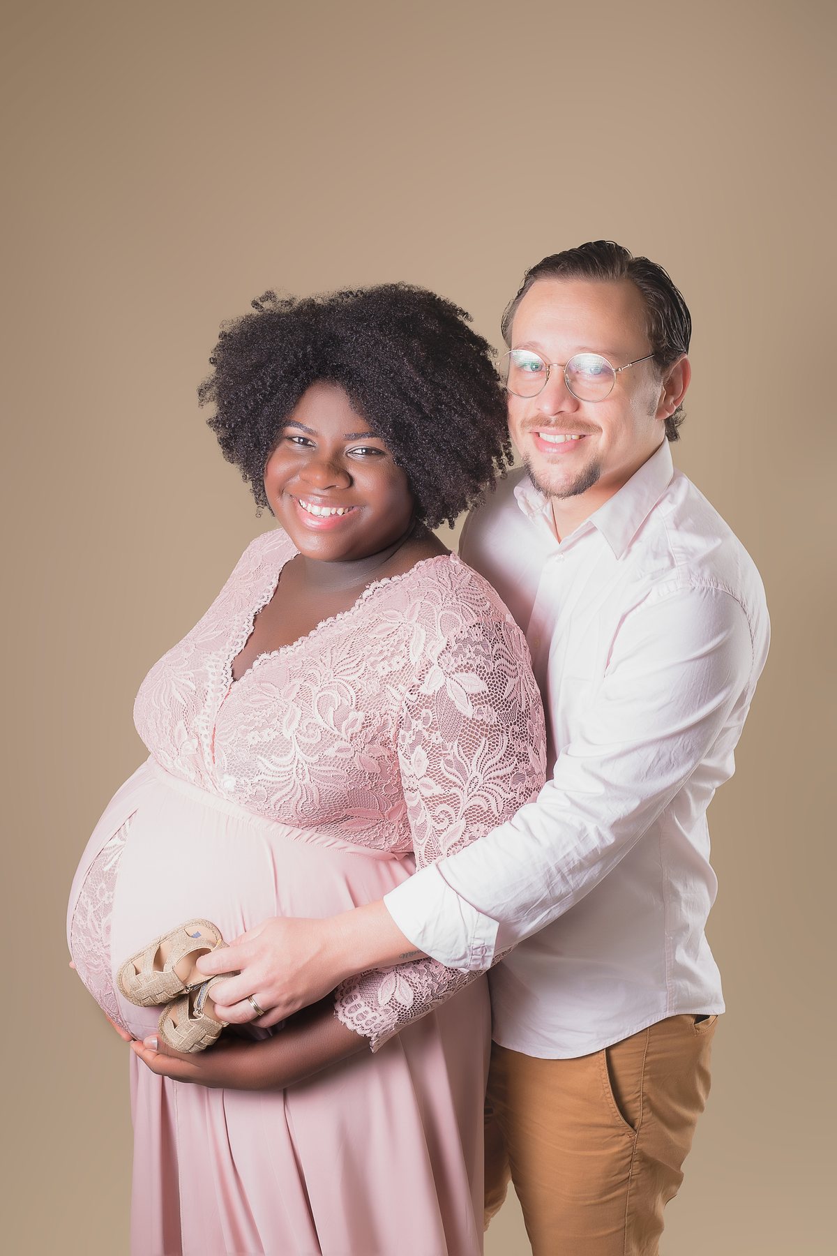 Ensaio de gestante Estúdio - Ensaio da gestante Larissa - Ensaio em estúdio - Ensaio Interno