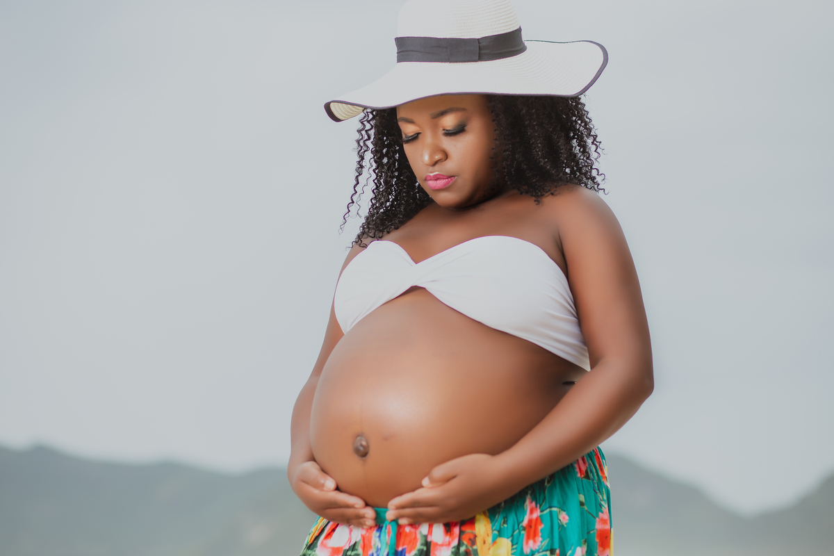 Ensaio de Gestante - Ensaio de Gestante Praia de Grumari, RJ -Gestante Mariana
