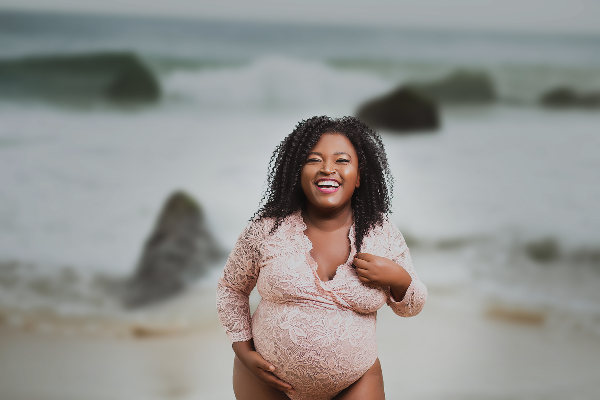 Ensaio de Gestante - Ensaio de Gestante Praia de Grumari, RJ -Gestante Mariana