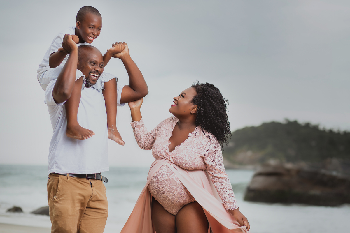Ensaio de Gestante - Ensaio de Gestante Praia de Grumari, RJ -Gestante Mariana