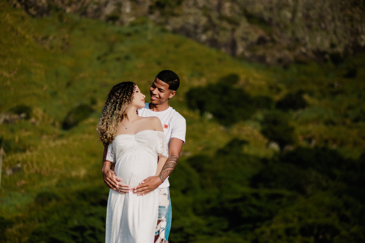 Ensaio de gestante Externo - Gestante Eduarda - Praia de Grumari