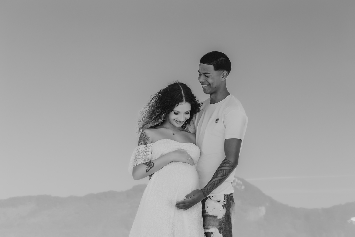 Ensaio de gestante Externo - Gestante Eduarda - Praia de Grumari