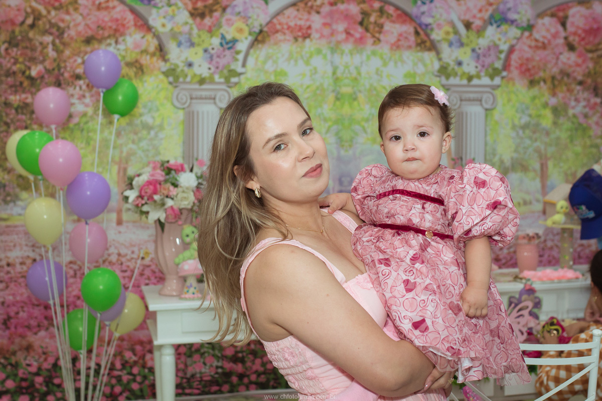 Detalhes da decoração da festa infantil que tornam a comemoração ainda mais especial para toda a família.