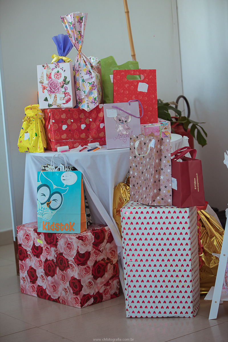 Cobertura completa de aniversário infantil registrando emoção, diversão e os melhores momentos da festa.