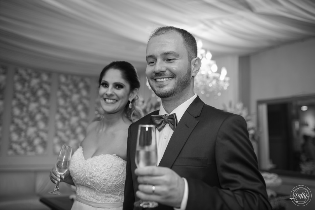 Imagem capa - O casamento da Erika e do Felipe teve a simplicidade sem-fim da ternura! por Francisco Luffy