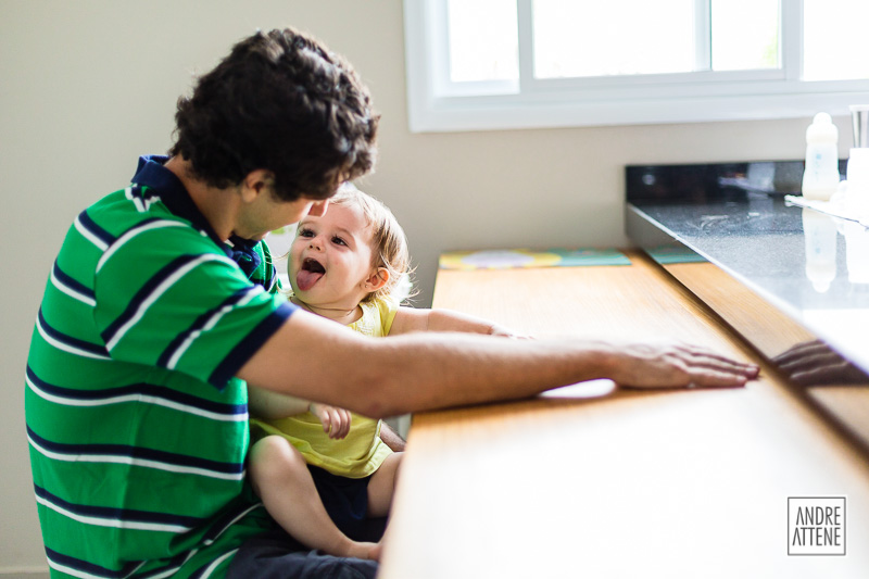 Samir e Julia em momento descontraído fotografado por Andre Attene
