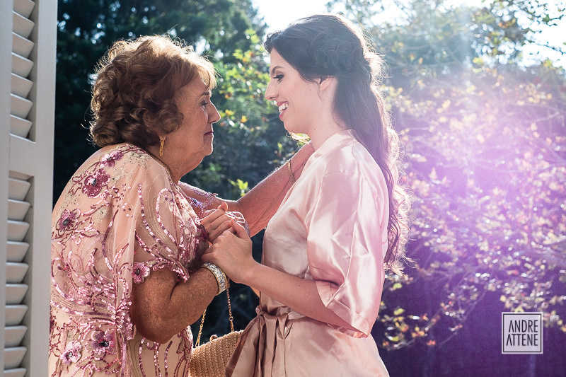 avó da noiva se emociona