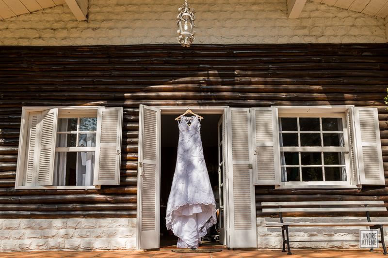 Vestido de noiva fotografado por Andre Attene SP