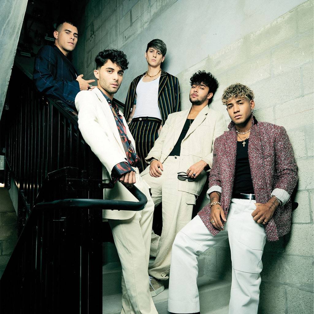 Imagem capa - CNCO e o ressurgimento das boybands - GQ magazine por CNCO Translate