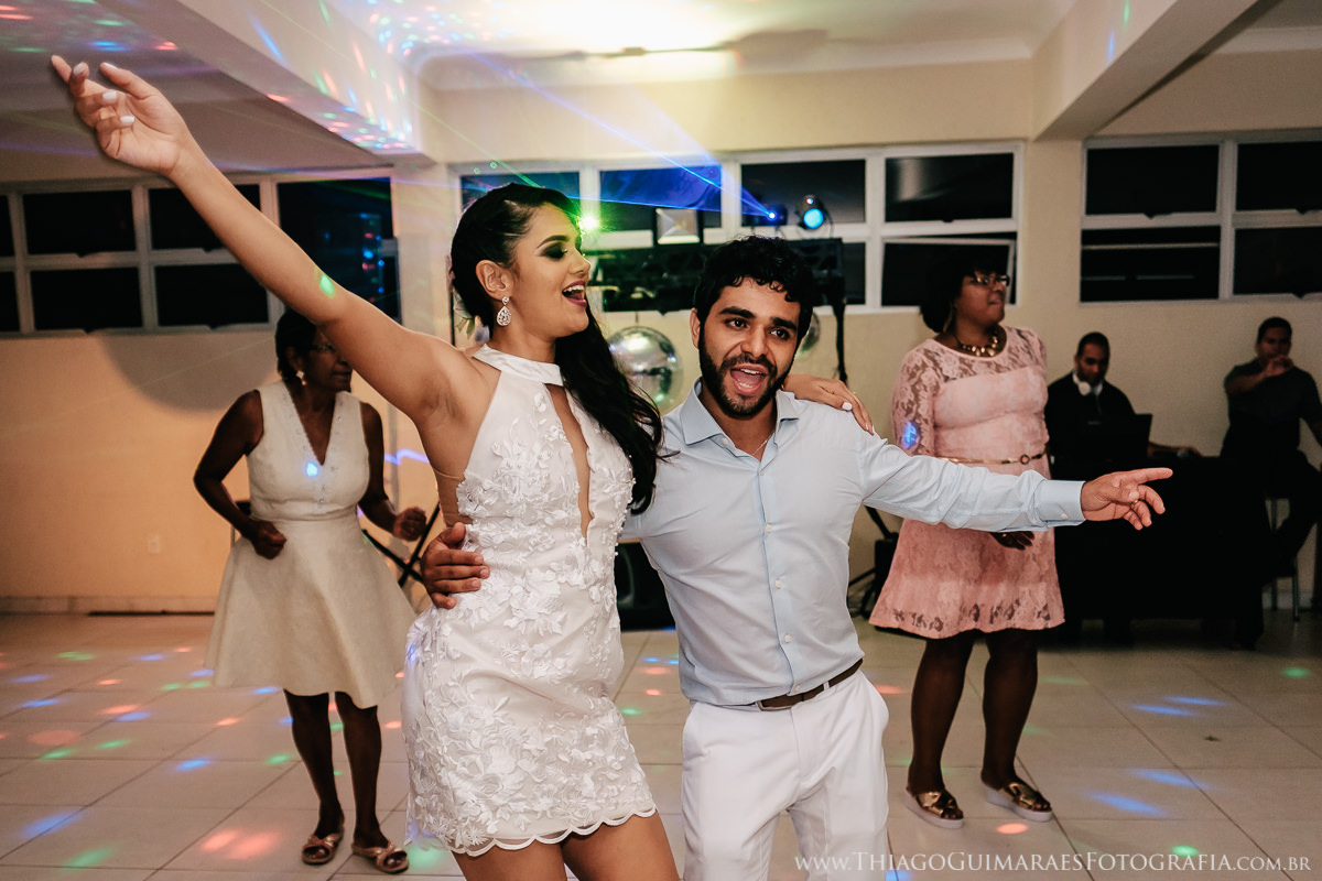 foto vídeo filmagem casando em bh fotografia casamento belo horizonte betim contagem fotógrafo thiago guimarães casamento de dia ao ar livre espaço elass raquel thiago