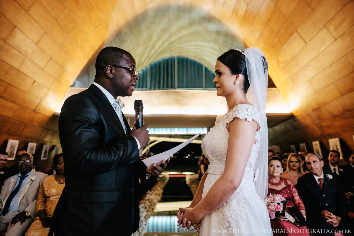 foto vídeo filmagem mini wedding casando em bh fotografia casamento belo horizonte igrejinha pampulha fotógrafo thiago guimarães cândida gilvan