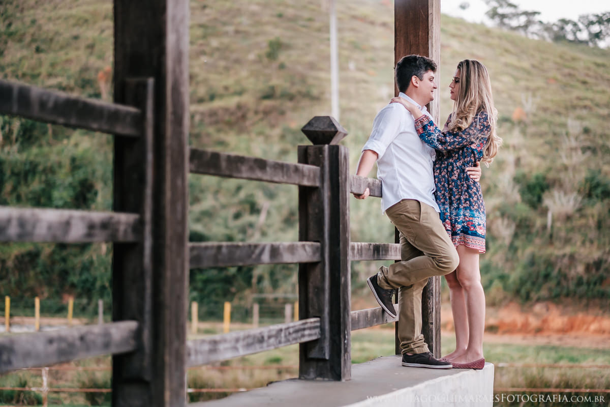 foto video filmagem ensaio externo fotografia casamento pre wedding save the date conselheiro lafaiete santana dos montes belo horizonte cervejaria loba ana maria lucas thiago guimaraes fotografo