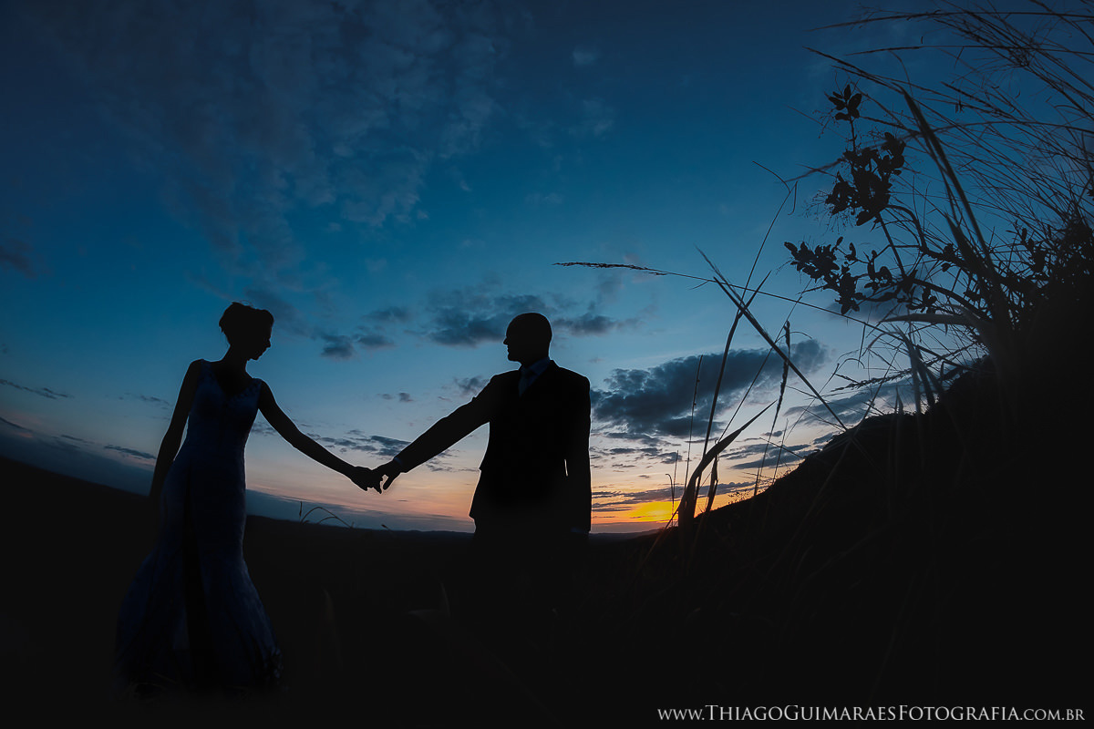 foto video filmagem ensaio externo fotografia pos casamento trash the dress wedding belo horizonte serra do cipo minas gerais mg izabela rafael thiago guimaraes fotografo casando em bh
