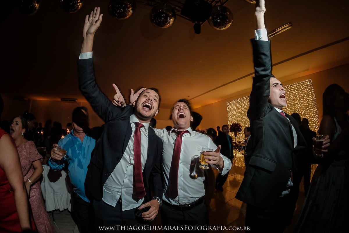 foto video filmagem fotografia casamento wedding belo horizonte buffet da fabrica igreja sao jose sao gabriel milionarios minas gerais mg thiago guimaraes fotografo casando em bh