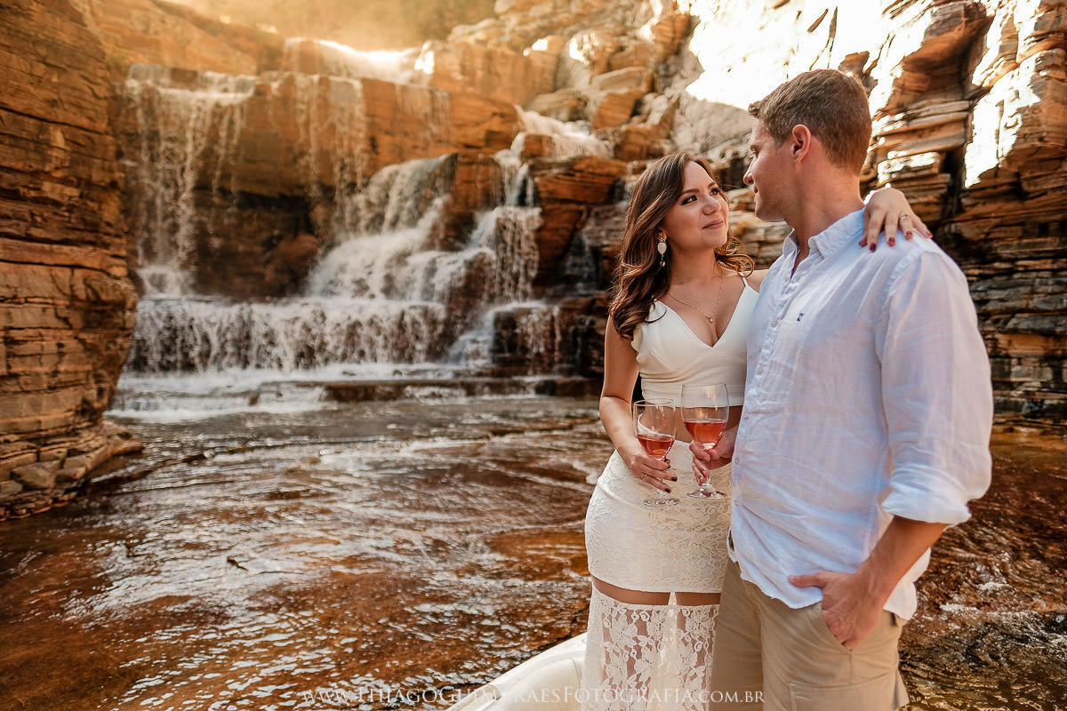 foto video filmagem ensaio externo fotografia casamento pre wedding save the date belo horizonte capitolio furnas mar de minas gerais mg thiago guimaraes fotografo casando em bh ipatinga