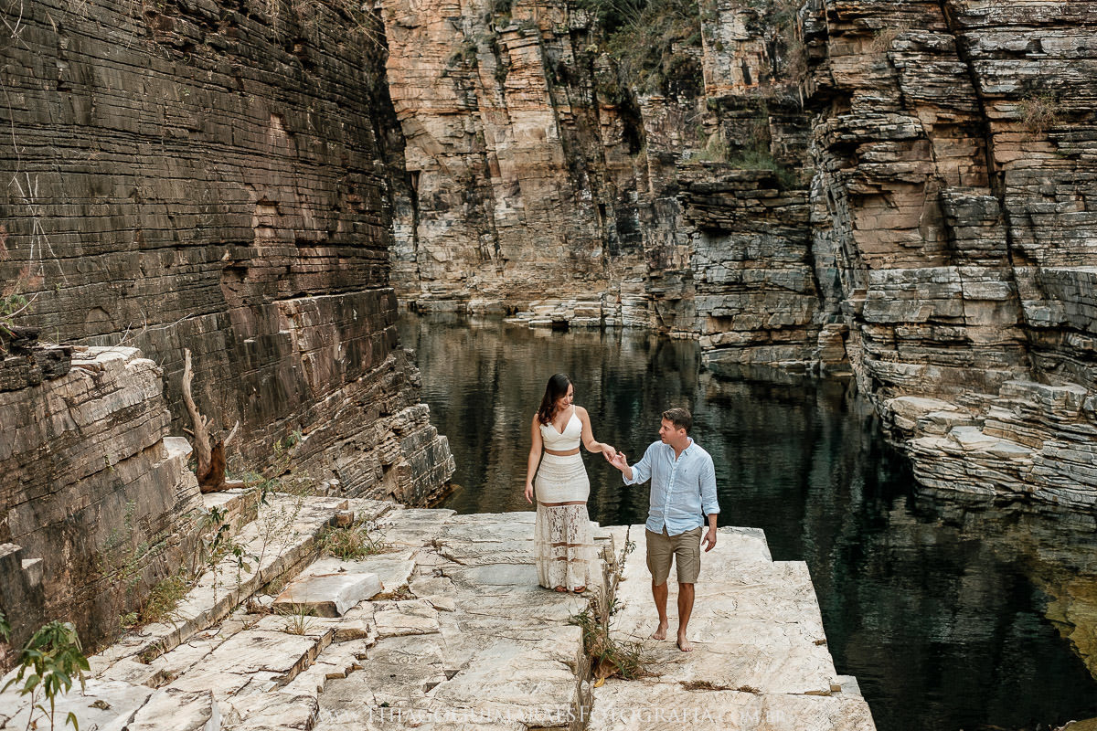 foto video filmagem ensaio externo fotografia casamento pre wedding save the date belo horizonte capitolio furnas mar de minas gerais mg thiago guimaraes fotografo casando em bh ipatinga