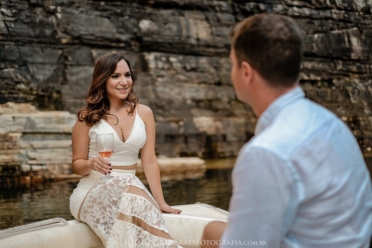 foto video filmagem ensaio externo fotografia casamento pre wedding save the date belo horizonte capitolio furnas mar de minas gerais mg thiago guimaraes fotografo casando em bh ipatinga