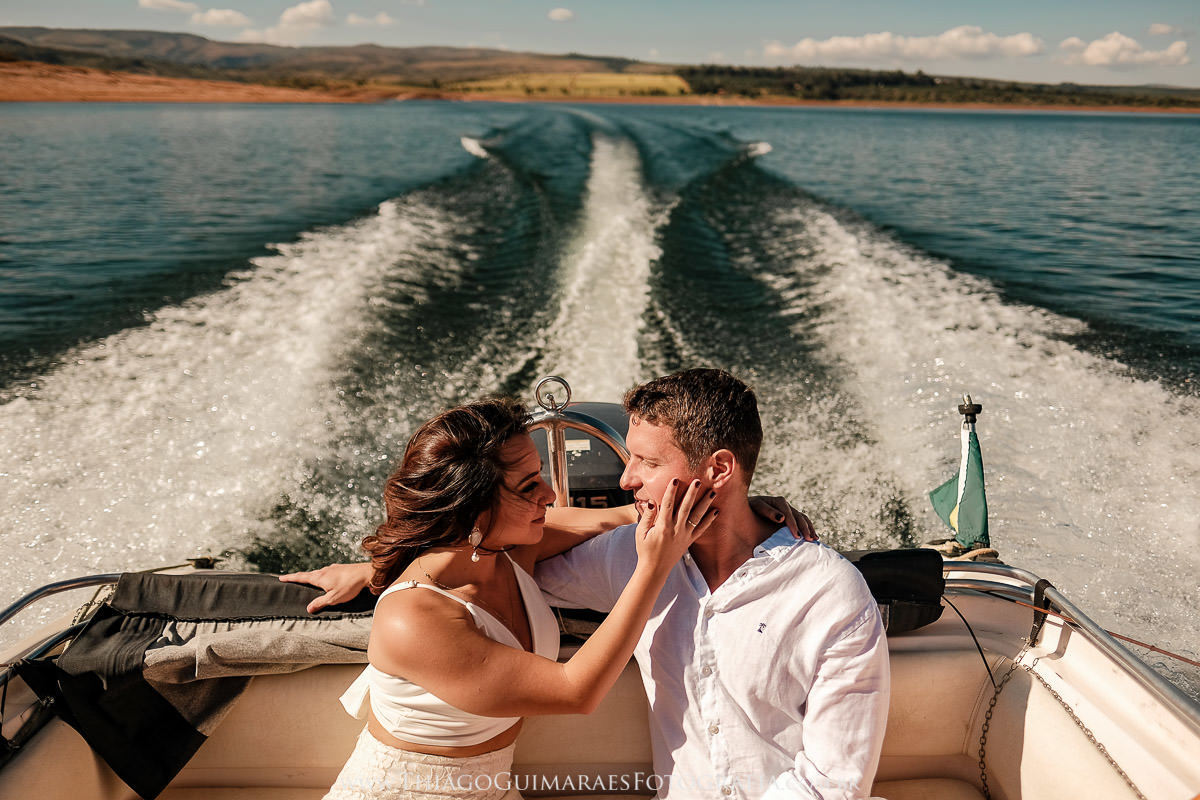 foto video filmagem ensaio externo fotografia casamento pre wedding save the date belo horizonte capitolio furnas mar de minas gerais mg thiago guimaraes fotografo casando em bh ipatinga