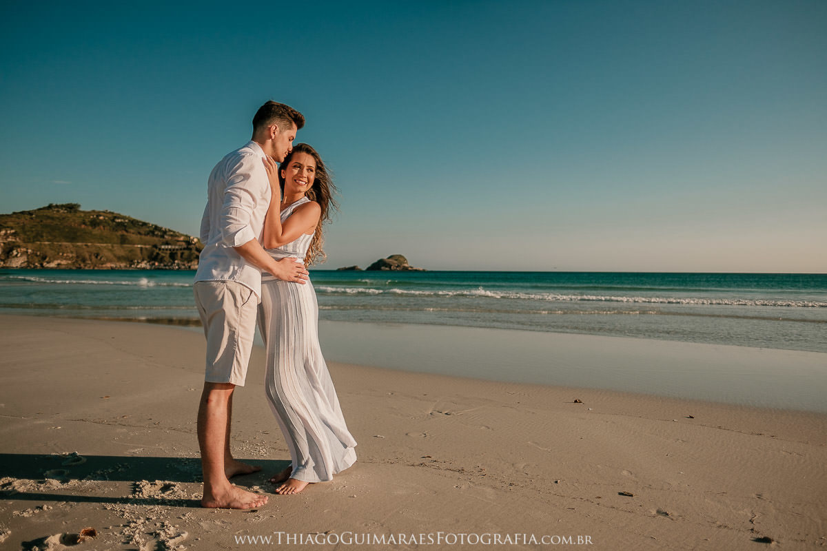 foto video filmagem ensaio externo fotografia casamento pre wedding save the date belo horizonte arraial do cabo pontal do atalaia rio de janeiro rj minas gerais mg thiago guimaraes fotografo casando em bh