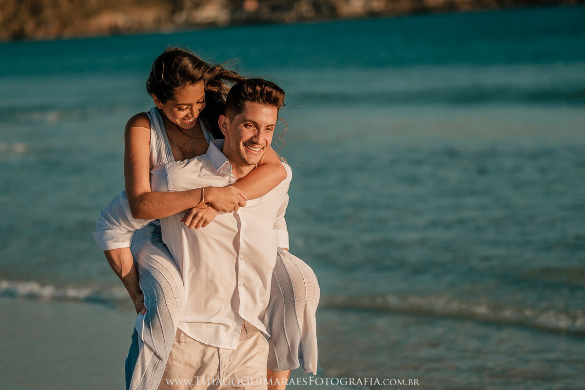 foto video filmagem ensaio externo fotografia casamento pre wedding save the date belo horizonte arraial do cabo pontal do atalaia rio de janeiro rj minas gerais mg thiago guimaraes fotografo casando em bh