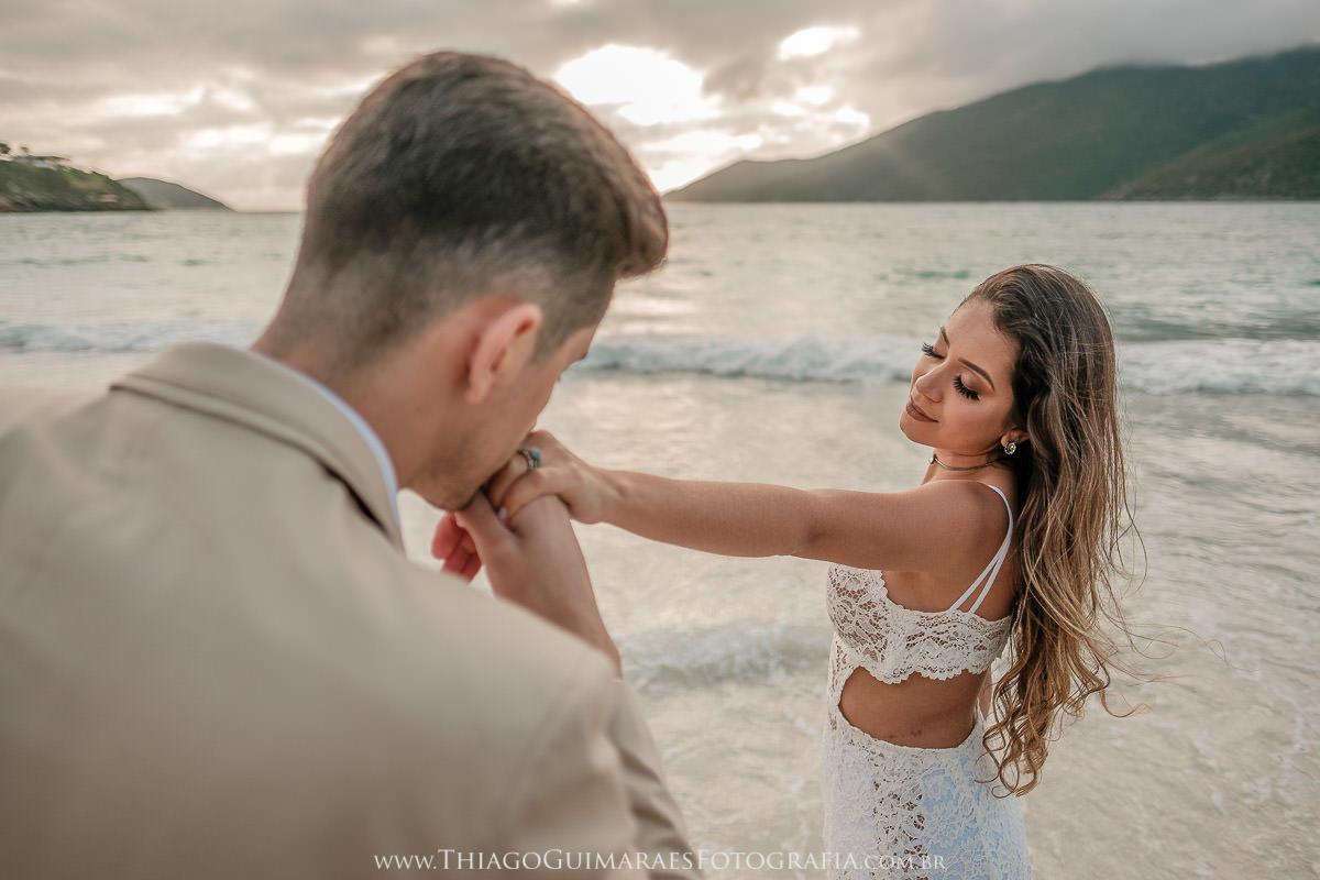 foto video filmagem ensaio externo fotografia casamento pre wedding save the date belo horizonte arraial do cabo pontal do atalaia rio de janeiro rj minas gerais mg thiago guimaraes fotografo casando em bh