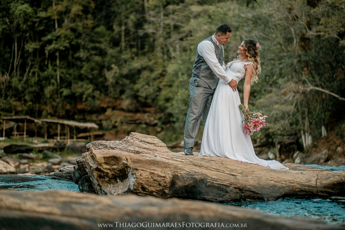 foto video filmagem ensaio externo fotografia casamento pos wedding trash the dress belo horizonte morro do pilar minas gerais mg thiago guimaraes fotografo casando em bh