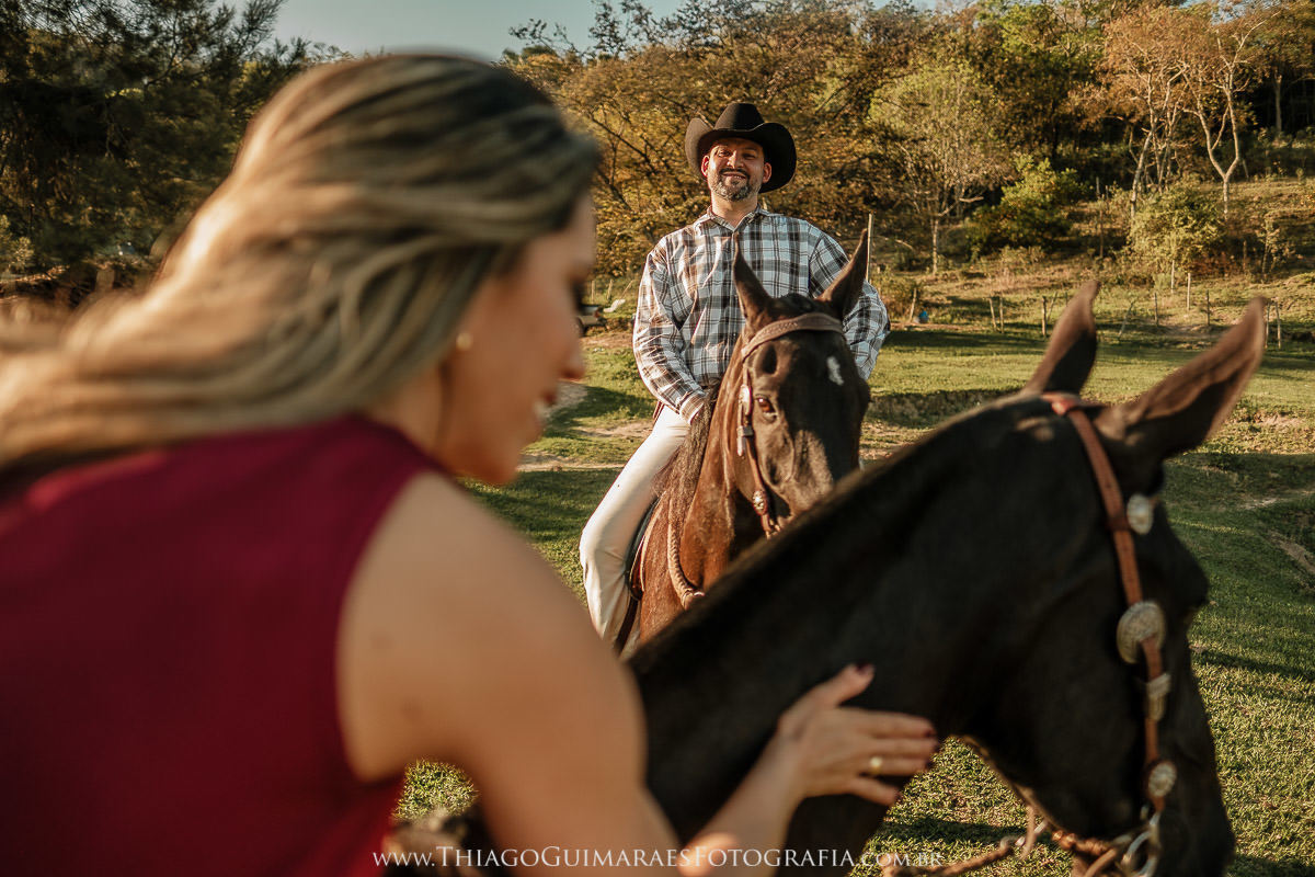 foto video filmagem ensaio externo fotografia casamento pre wedding save the date belo horizonte cavalo fazenda betim minas gerais mg thiago guimaraes fotografo casando em bh