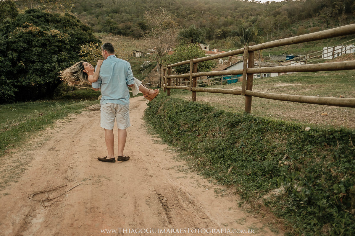 foto video filmagem ensaio externo fotografia casamento pre wedding save the date belo horizonte cavalo fazenda betim minas gerais mg thiago guimaraes fotografo casando em bh