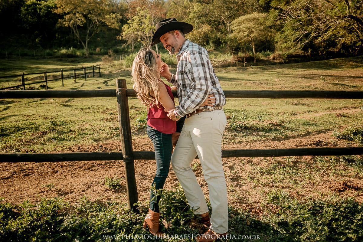 foto video filmagem ensaio externo fotografia casamento pre wedding save the date belo horizonte cavalo fazenda betim minas gerais mg thiago guimaraes fotografo casando em bh