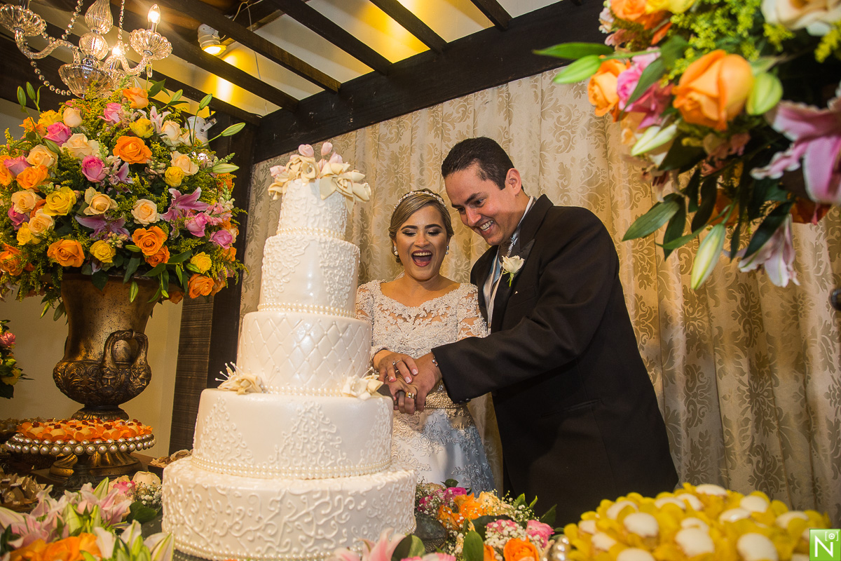 Cerimonial-Alfa-cerimonial-Thays Melo-Primícias Buffet-Decoração Aline Chaves Making noivaThaís Damásio-Making Aninha Lyra make-up e Hairstyle Iluminação: Fusion- Fotógrafo-de-casamento-Maceió