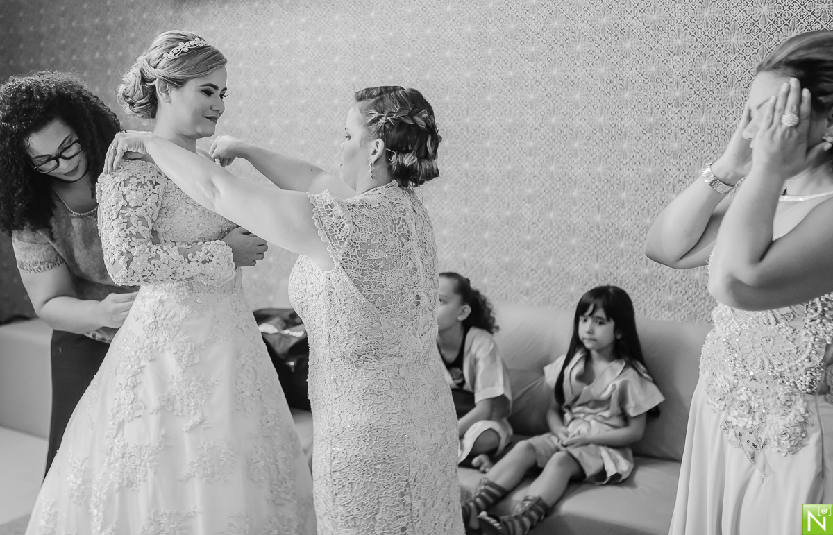 Cerimonial-Alfa-cerimonial-Thays Melo-Primícias Buffet-Decoração Aline Chaves Making noivaThaís Damásio-Making Aninha Lyra make-up e Hairstyle Iluminação: Fusion- Fotógrafo-de-casamento-Maceió