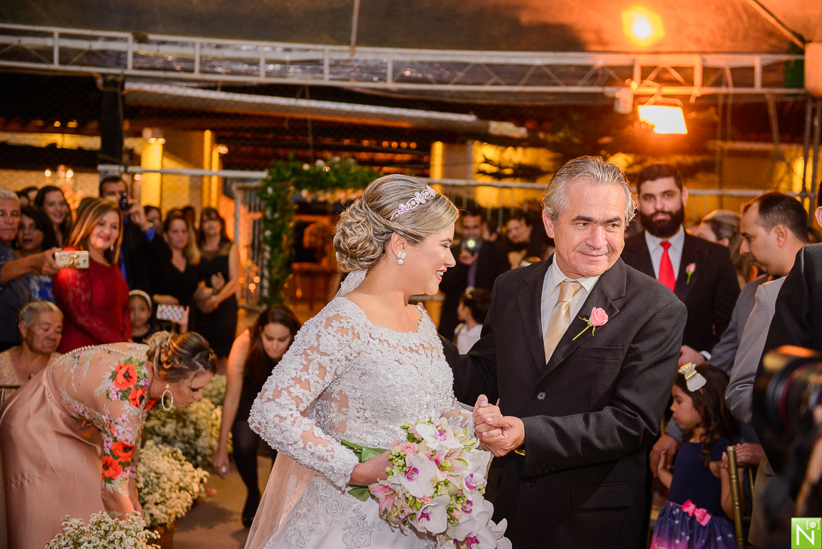 Cerimonial-Alfa-cerimonial-Thays Melo-Primícias Buffet-Decoração Aline Chaves Making noivaThaís Damásio-Making Aninha Lyra make-up e Hairstyle Iluminação: Fusion- Fotógrafo-de-casamento-Maceió