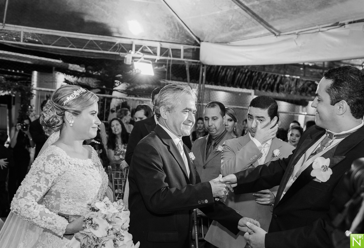 Cerimonial-Alfa-cerimonial-Thays Melo-Primícias Buffet-Decoração Aline Chaves Making noivaThaís Damásio-Making Aninha Lyra make-up e Hairstyle Iluminação: Fusion- Fotógrafo-de-casamento-Maceió