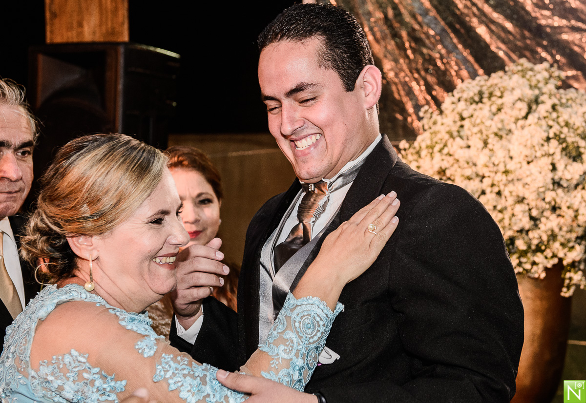 Cerimonial-Alfa-cerimonial-Thays Melo-Primícias Buffet-Decoração Aline Chaves Making noivaThaís Damásio-Making Aninha Lyra make-up e Hairstyle Iluminação: Fusion- Fotógrafo-de-casamento-Maceió