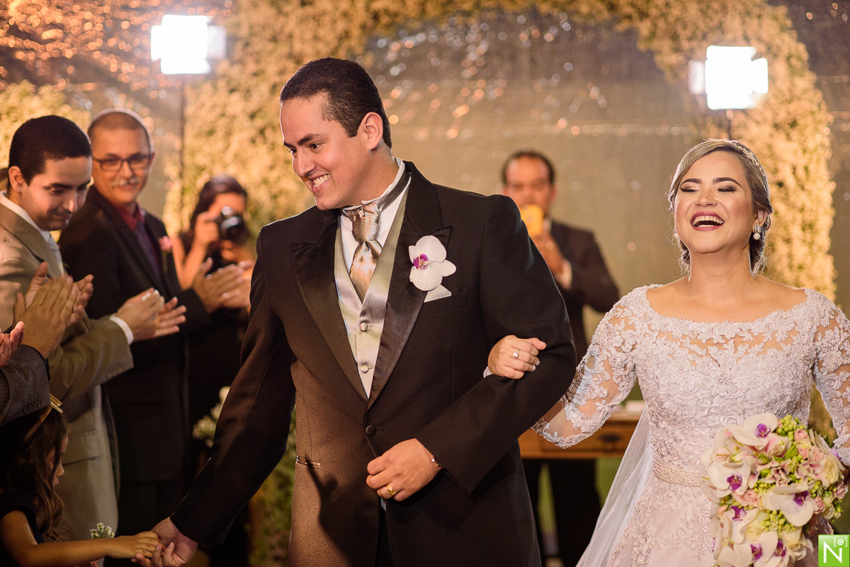 Cerimonial-Alfa-cerimonial-Thays Melo-Primícias Buffet-Decoração Aline Chaves Making noivaThaís Damásio-Making Aninha Lyra make-up e Hairstyle Iluminação: Fusion- Fotógrafo-de-casamento-Maceió