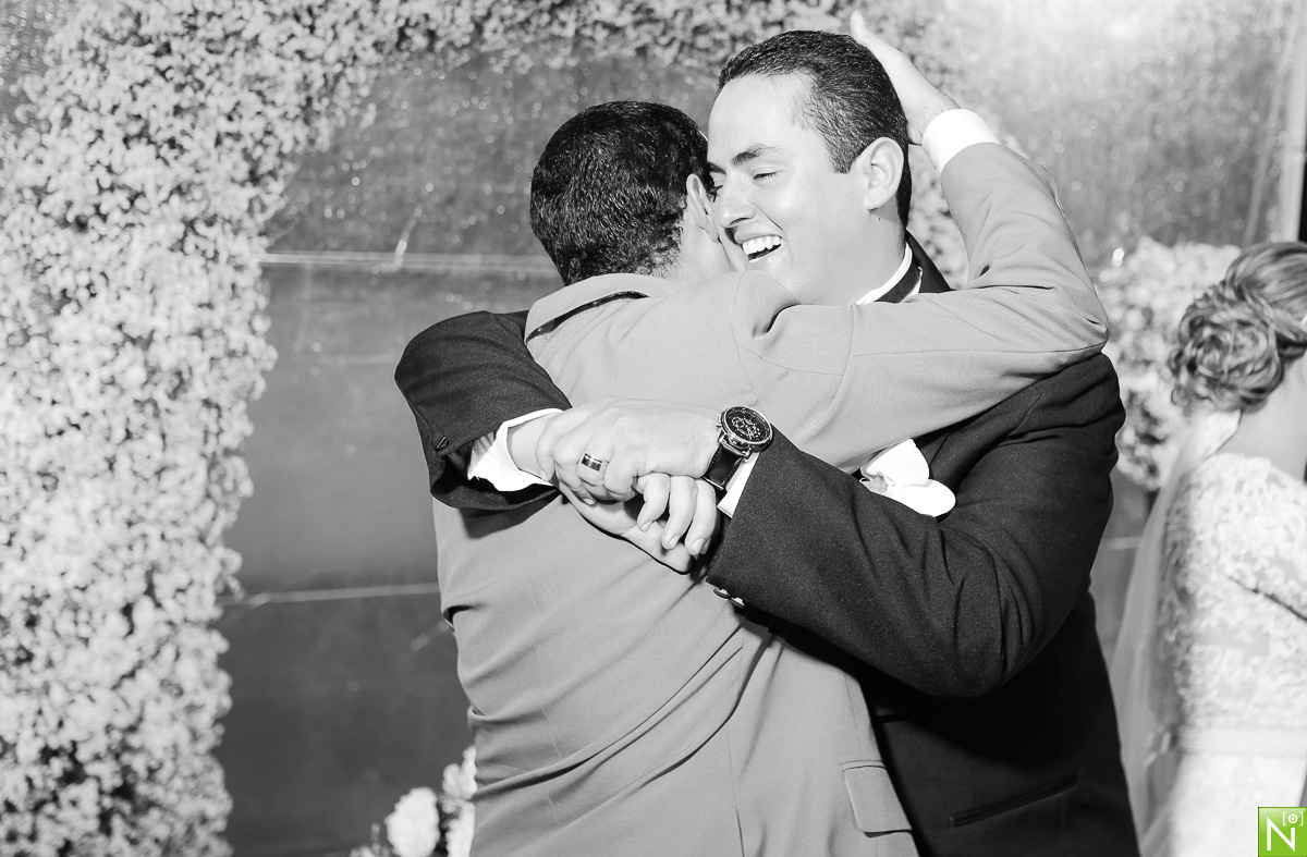 Cerimonial-Alfa-cerimonial-Thays Melo-Primícias Buffet-Decoração Aline Chaves Making noivaThaís Damásio-Making Aninha Lyra make-up e Hairstyle Iluminação: Fusion- Fotógrafo-de-casamento-Maceió