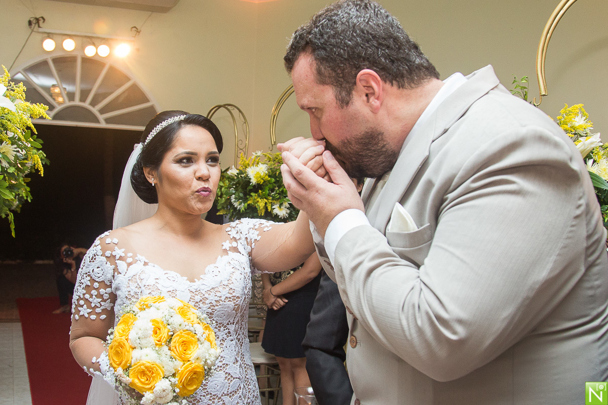 Fotógrafo-de-casamento-Maceió, Fotógrafo-Maceió, casamento-na-praia, Cerimonia: Recanto Sagrado Coração de Jesus, Dj Duarte, Buffet San Martin, Cerimonial Juliana Pinheiro, Bandas Manu Toledo, Vestido da noiva  Vert Rouge, Cabelo e make: Socorro Carnaúba,