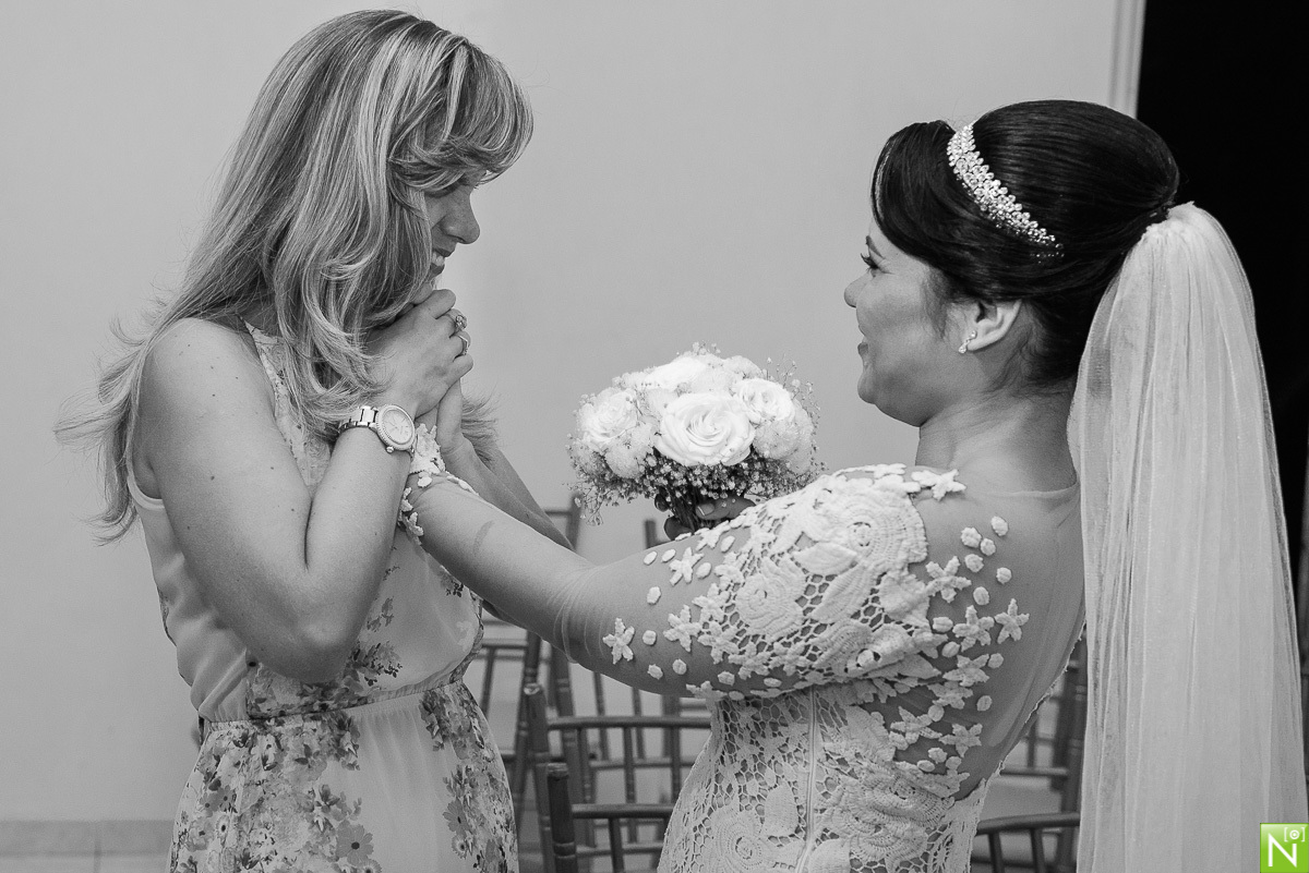 Fotógrafo-de-casamento-Maceió, Fotógrafo-Maceió, casamento-na-praia, Cerimonia: Recanto Sagrado Coração de Jesus, Dj Duarte, Buffet San Martin, Cerimonial Juliana Pinheiro, Bandas Manu Toledo, Vestido da noiva  Vert Rouge, Cabelo e make: Socorro Carnaúba,