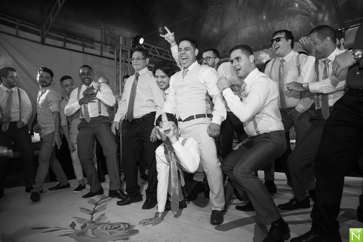 Fotógrafo-de-casamento-Maceió, Fotógrafo-Maceió, casamento-na-praia, crimonia e recepção Sítio Guaruçá, Buffet San Martin, Cerimonial Mônica Amorim, Bandas Manu Toledo, Vestido da noiva  Vert Rouge, Cabelo e make: Studio Ágape, Make off- Ponta Verde do Fr