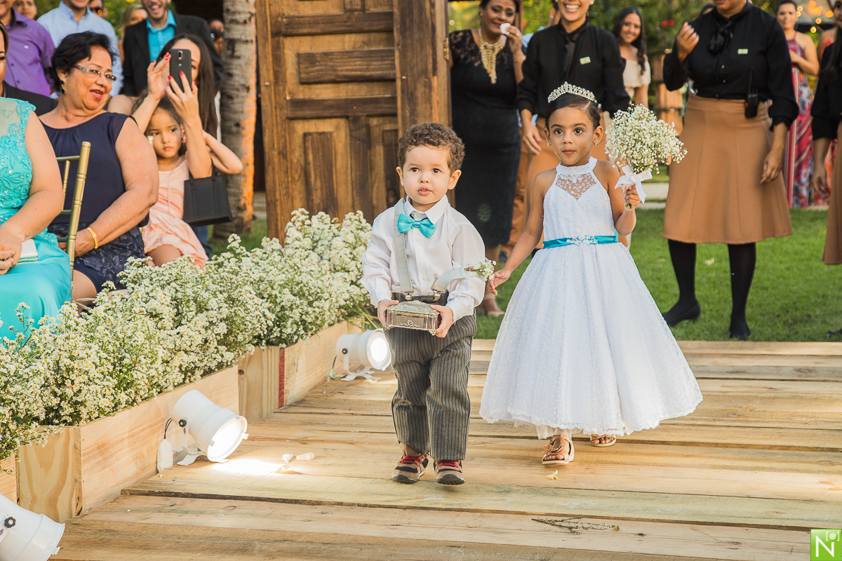 Fotógrafo-de-casamento-Maceió, Fotógrafo-Maceió, casamento-na-praia, crimonia e recepção Sítio Guaruçá, Buffet San Martin, Cerimonial Mônica Amorim, Bandas Manu Toledo, Vestido da noiva  Vert Rouge, Cabelo e make: Studio Ágape, Make off- Ponta Verde do Fr