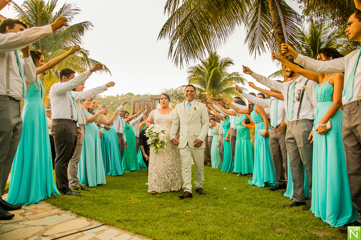 Fotógrafo-de-casamento-Maceió, Fotógrafo-Maceió, casamento-na-praia, crimonia e recepção Sítio Guaruçá, Buffet San Martin, Cerimonial Mônica Amorim, Bandas Manu Toledo, Vestido da noiva  Vert Rouge, Cabelo e make: Studio Ágape, Make off- Ponta Verde do Fr