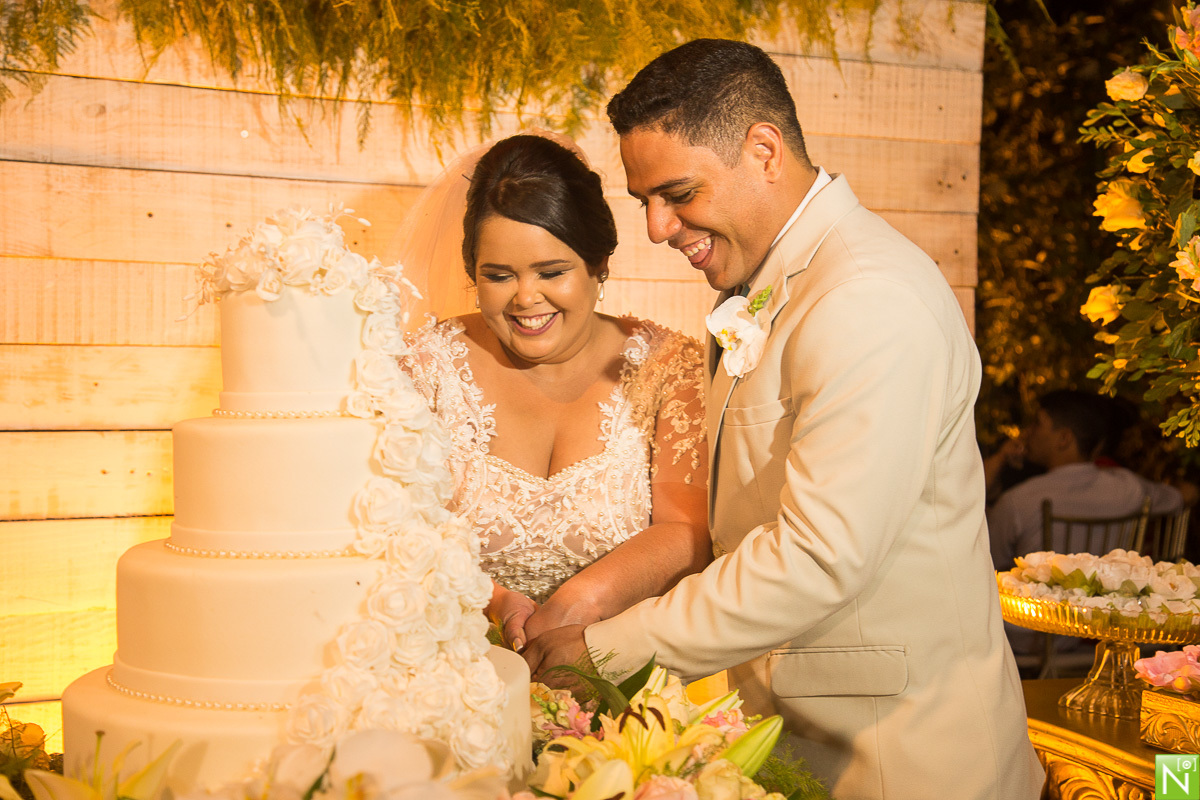Fotógrafo-de-casamento-Maceió, Fotógrafo-Maceió, casamento-na-praia, crimonia e recepção Sítio Guaruçá, Buffet San Martin, Cerimonial Mônica Amorim, Bandas Manu Toledo, Vestido da noiva  Vert Rouge, Cabelo e make: Studio Ágape, Make off- Ponta Verde do Fr