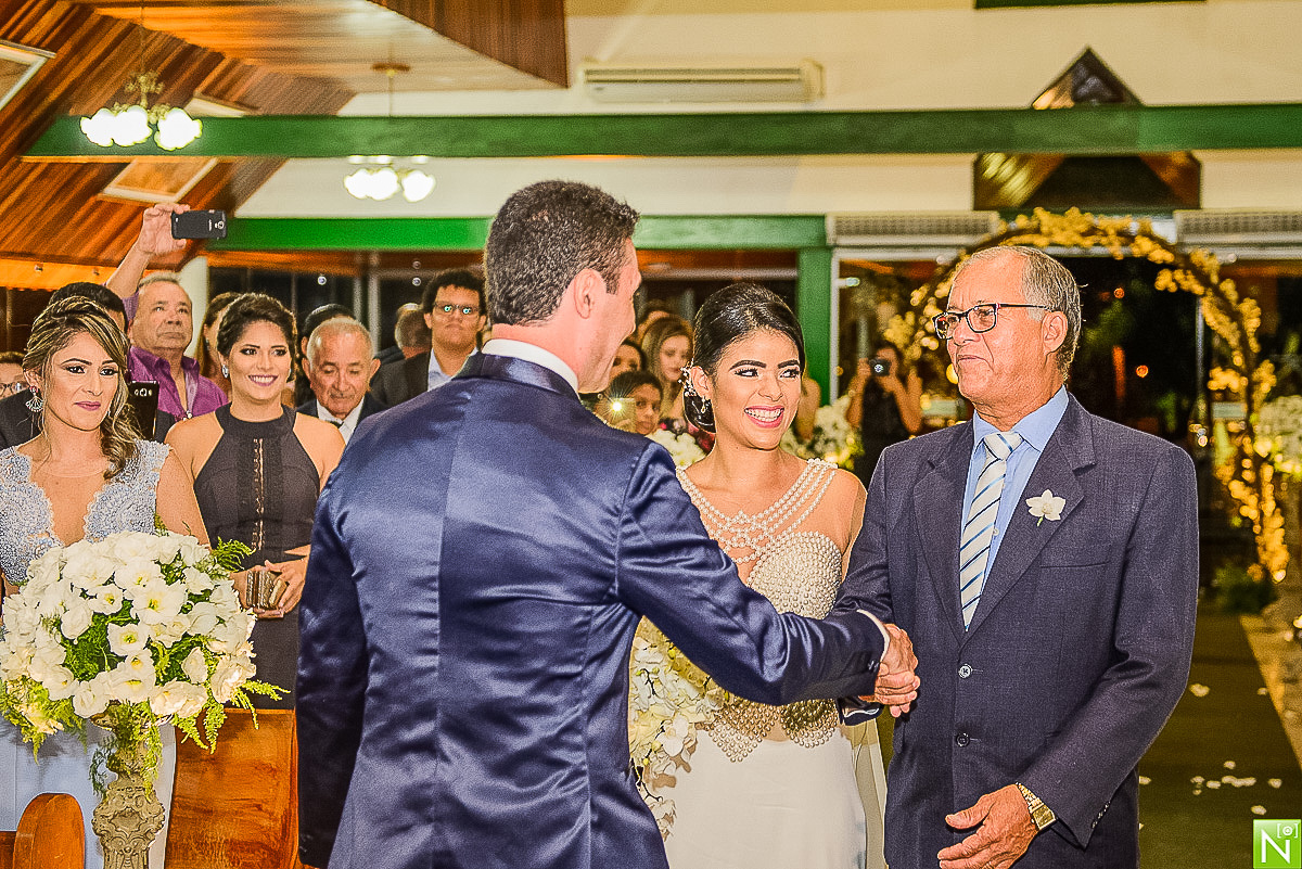 Igreja Santa Catarina Labouré
Padre Márcio Roberto
Recepção e Buffet  Sabatelli
Decoração João Curvelo
Iluminação High Quality
Músicos da Cerimônia Água Viva
Banda recepção Mister Shake
Bem casados Madoux
Bolo Ateliê de Açúcar
Móveis Locatto
Acessórios da