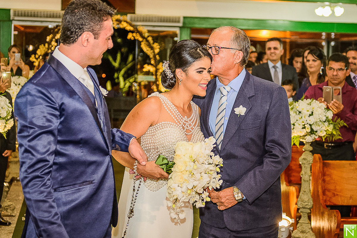 Igreja Santa Catarina Labouré
Padre Márcio Roberto
Recepção e Buffet  Sabatelli
Decoração João Curvelo
Iluminação High Quality
Músicos da Cerimônia Água Viva
Banda recepção Mister Shake
Bem casados Madoux
Bolo Ateliê de Açúcar
Móveis Locatto
Acessórios da