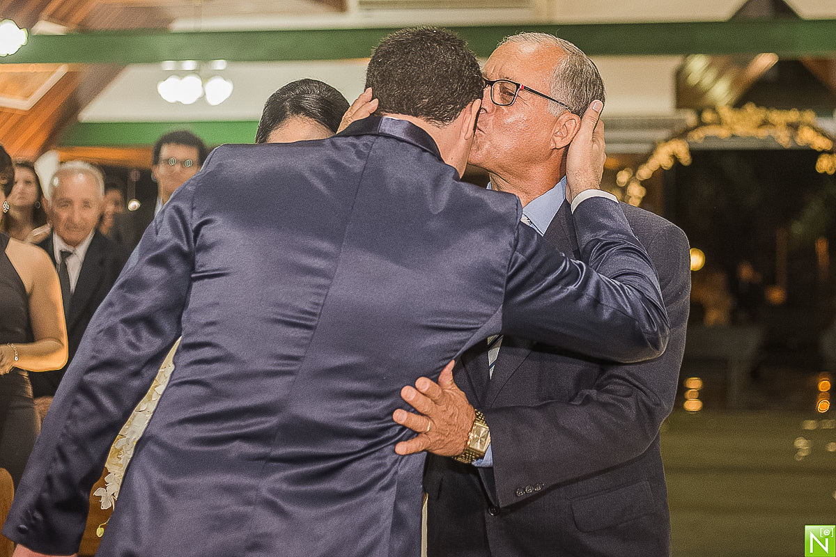 Igreja Santa Catarina Labouré
Padre Márcio Roberto
Recepção e Buffet  Sabatelli
Decoração João Curvelo
Iluminação High Quality
Músicos da Cerimônia Água Viva
Banda recepção Mister Shake
Bem casados Madoux
Bolo Ateliê de Açúcar
Móveis Locatto
Acessórios da