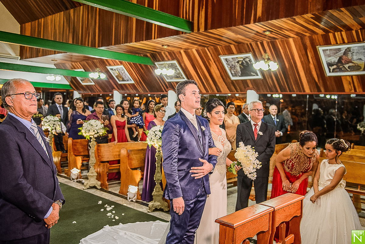 Igreja Santa Catarina Labouré
Padre Márcio Roberto
Recepção e Buffet  Sabatelli
Decoração João Curvelo
Iluminação High Quality
Músicos da Cerimônia Água Viva
Banda recepção Mister Shake
Bem casados Madoux
Bolo Ateliê de Açúcar
Móveis Locatto
Acessórios da