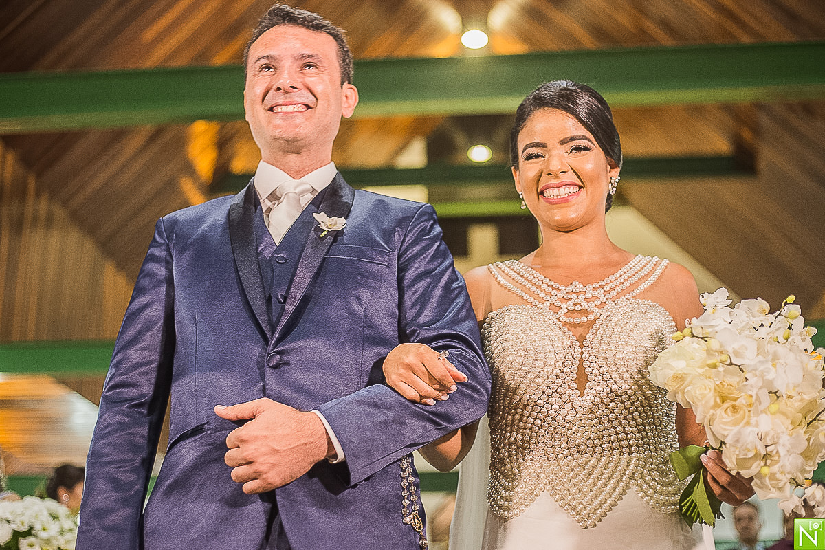 Igreja Santa Catarina Labouré
Padre Márcio Roberto
Recepção e Buffet  Sabatelli
Decoração João Curvelo
Iluminação High Quality
Músicos da Cerimônia Água Viva
Banda recepção Mister Shake
Bem casados Madoux
Bolo Ateliê de Açúcar
Móveis Locatto
Acessórios da