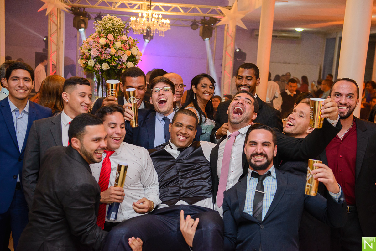 Fotógrafo-de-casamento-Maceió, Fotógrafo-Maceió, Fotógrafo-de-casamento-alagoas, Fotógrafo-de-casamento-Brasil, casamento-na-praia, salão reviver, Igreja santa Terezinha do menino Jesus, Recepção: Reviver, Bolo Cicero Bolos, Buffet Primícias
Decoração:  L