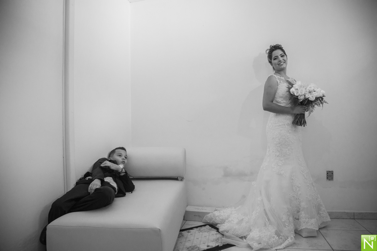 Decoração: Tony Decor

Make : Aninha Lyra

Celebrante : Pastor Jota Belarmino

Musicas das entradas : Diego

Buffet: Saborami

Bombons das lembrancinhas : Margarida

Bolo: Quitéria

Bordados: Leonardo Filho

Bem casados: Patrícia

Taças dos noivos : Lapid