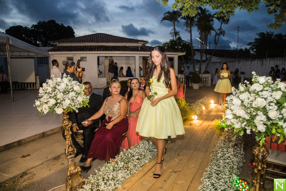 Decoração: Tony Decor

Make : Aninha Lyra

Celebrante : Pastor Jota Belarmino

Musicas das entradas : Diego

Buffet: Saborami

Bombons das lembrancinhas : Margarida

Bolo: Quitéria

Bordados: Leonardo Filho

Bem casados: Patrícia

Taças dos noivos : Lapid